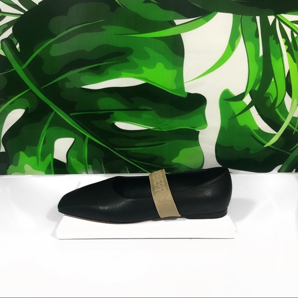 Burberry Banded Flats - Picture 2 of 6